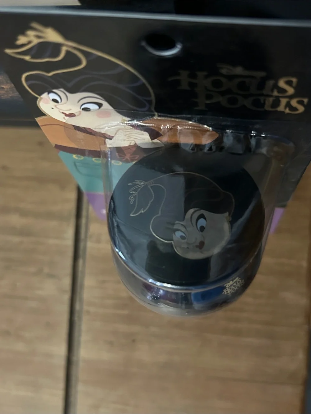 Disney Hocus Pocus themed cauldron shaped lip balms set of 4 NEW